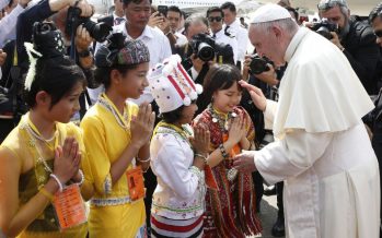La diplomatie du Pape François propulse l’Église catholique vers les blessures du monde